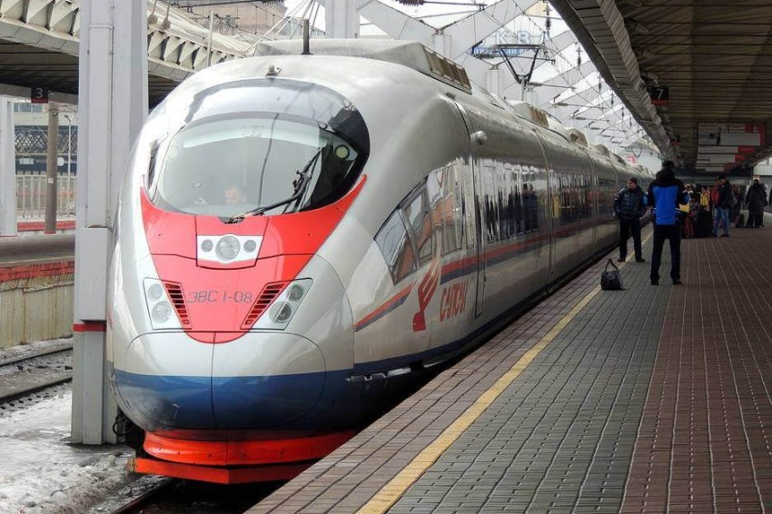 За 7 месяцев 2024 года на Горьковской железной дороге куплено онлайн более 80% билетов на поезда дальнего следования