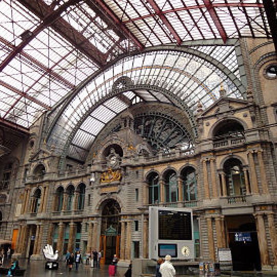 Первые женщины-помощники машиниста локомотива подготовлены в учебном центре в Уфе