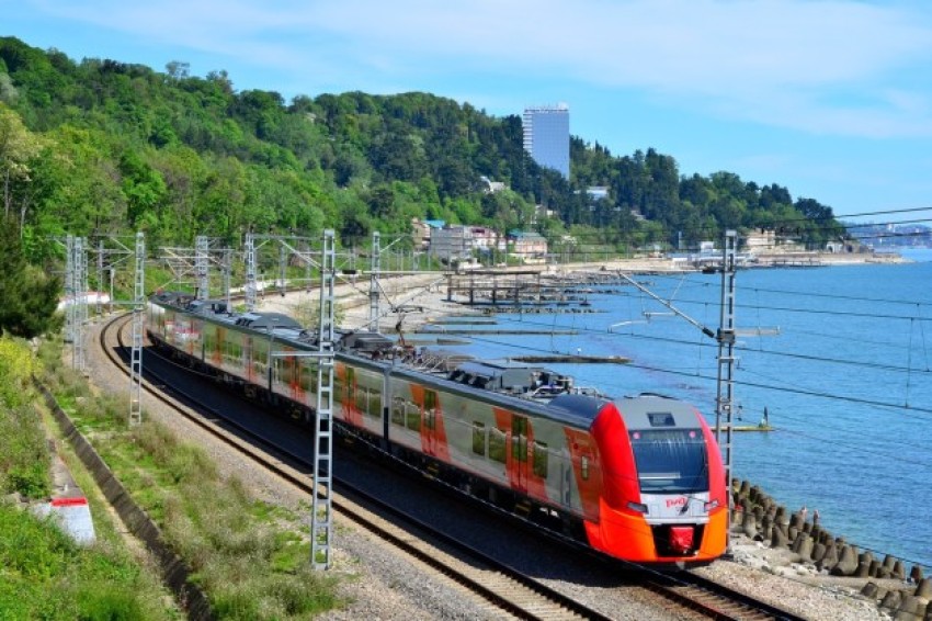 В 2025 году на Калининградской железной дороге будет отремонтировано около 100 км пути