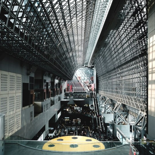 Пассажиры Куйбышевской железной дороги могут приобрести абонементные билеты на пригородные поезда в мобильном приложении «ЖД Пассажирам»