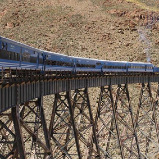 Дополнительные рейсы пассажирских поездов в сообщении с курортами Черноморского побережья назначены на Свердловской железной дороге